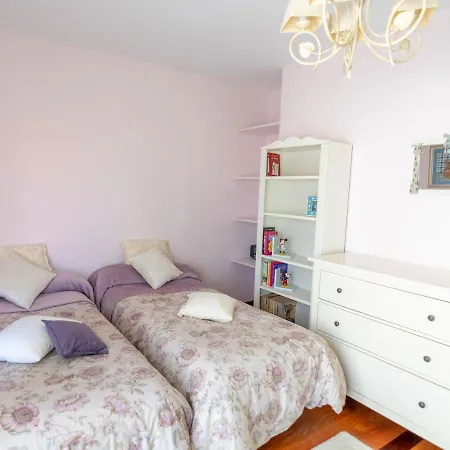 Дом отдыха ¡nuevo! Amplio Chalet Con Jardin En Playa De Portio