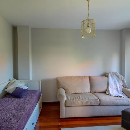 ¡nuevo! Amplio Chalet Con Jardin En Playa De Portio Льенкрес
