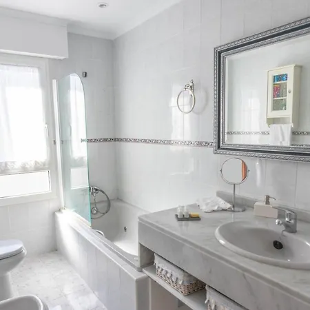 ¡nuevo! Amplio Chalet Con Jardin En Playa De Portio Дом отдыха Льенкрес