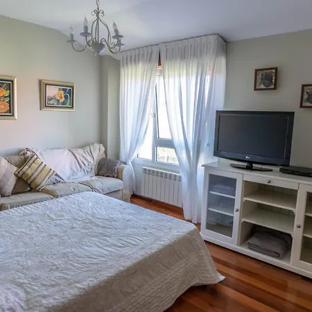 ¡nuevo! Amplio Chalet Con Jardin En Playa De Portio Дом отдыха