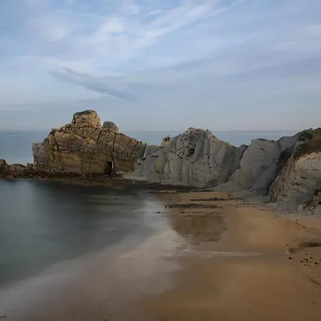 ¡nuevo! Amplio Chalet Con Jardin En Playa De Portio Льенкрес